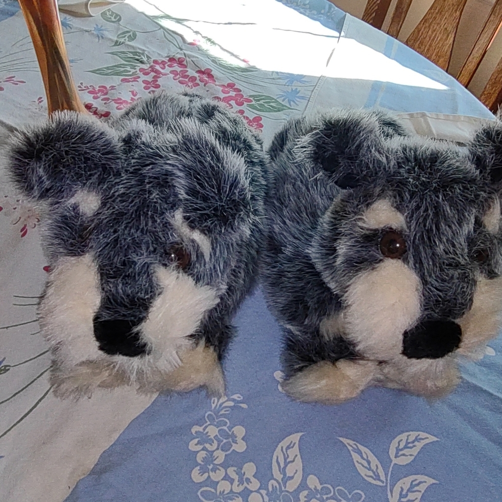 Schnauzer Cozy Winter  Slippers 5-6